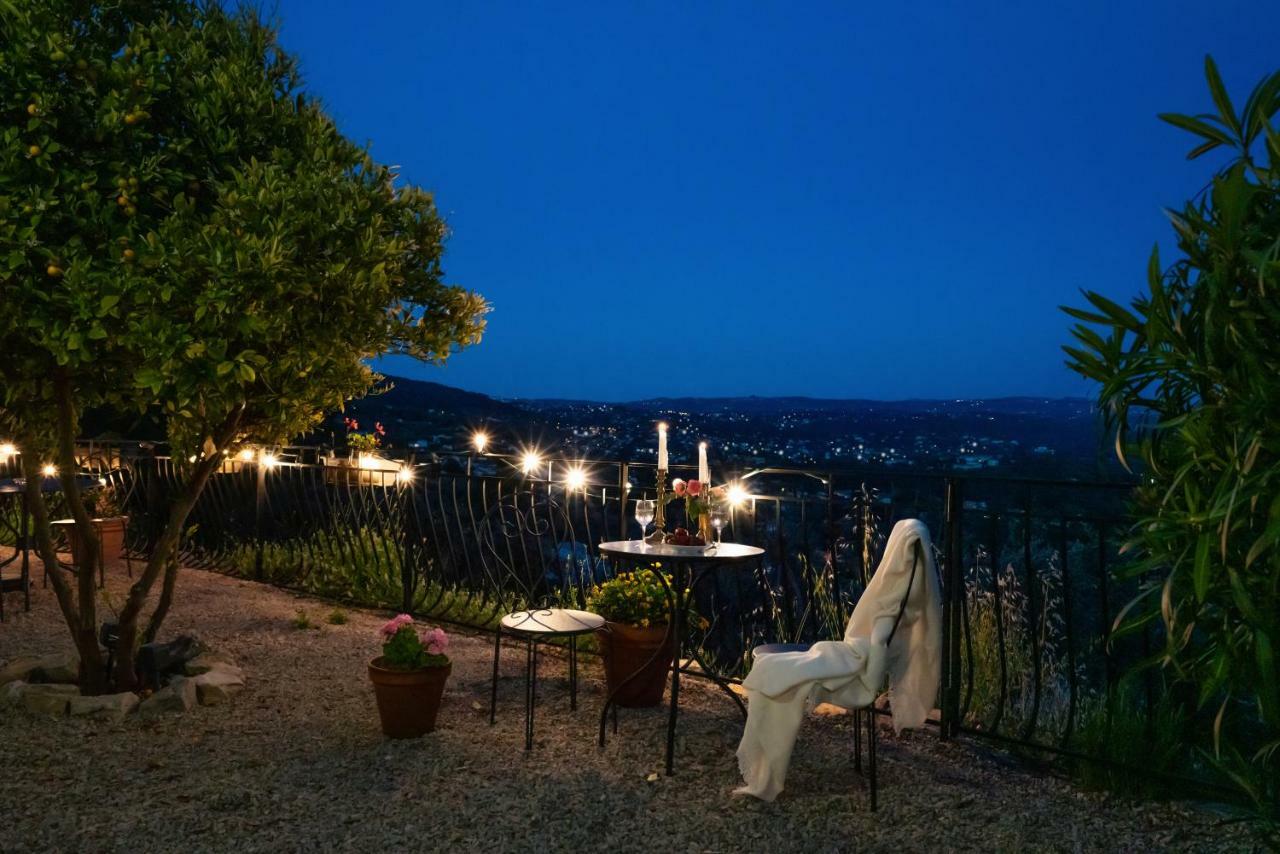Villa Juli Guesthouse Spéracèdes Buitenkant foto