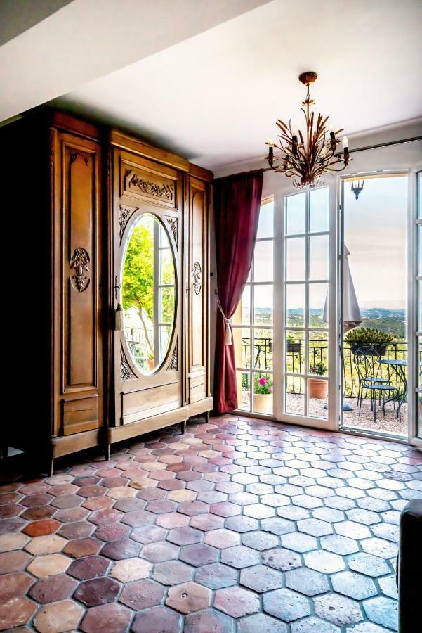 Villa Juli Guesthouse Spéracèdes Buitenkant foto